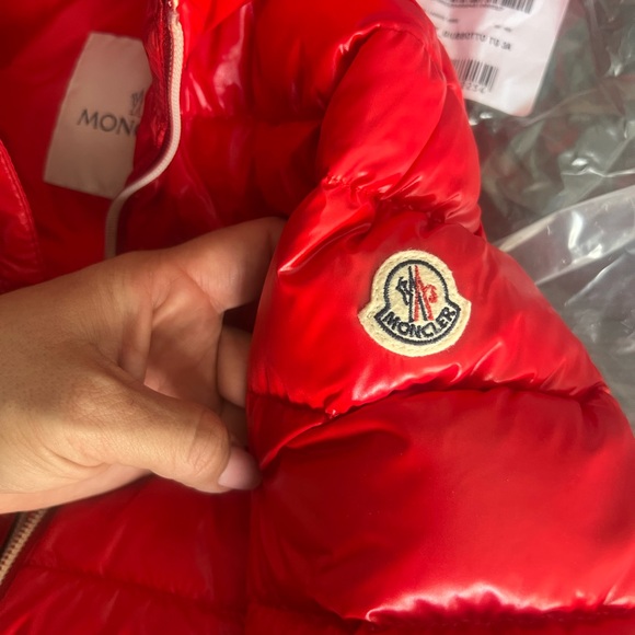 Red Moncler Kids Toddler New Aubert PufferJacket Size 3 NWOT - Picture 6 of 11